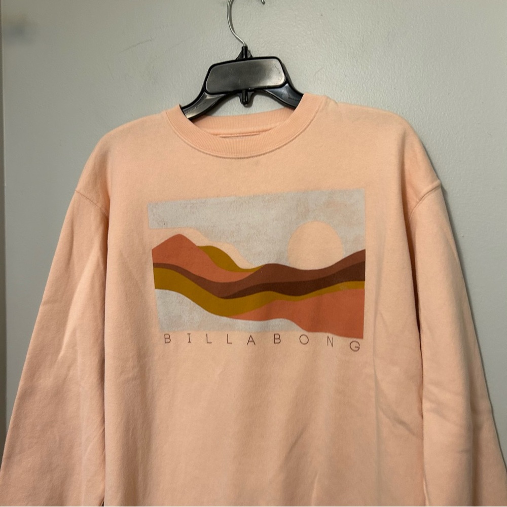 Billabong Women’s Peach Crewneck Sweatshirt EUC Medium Outdoor Boho Hiking - Picture 3 of 6